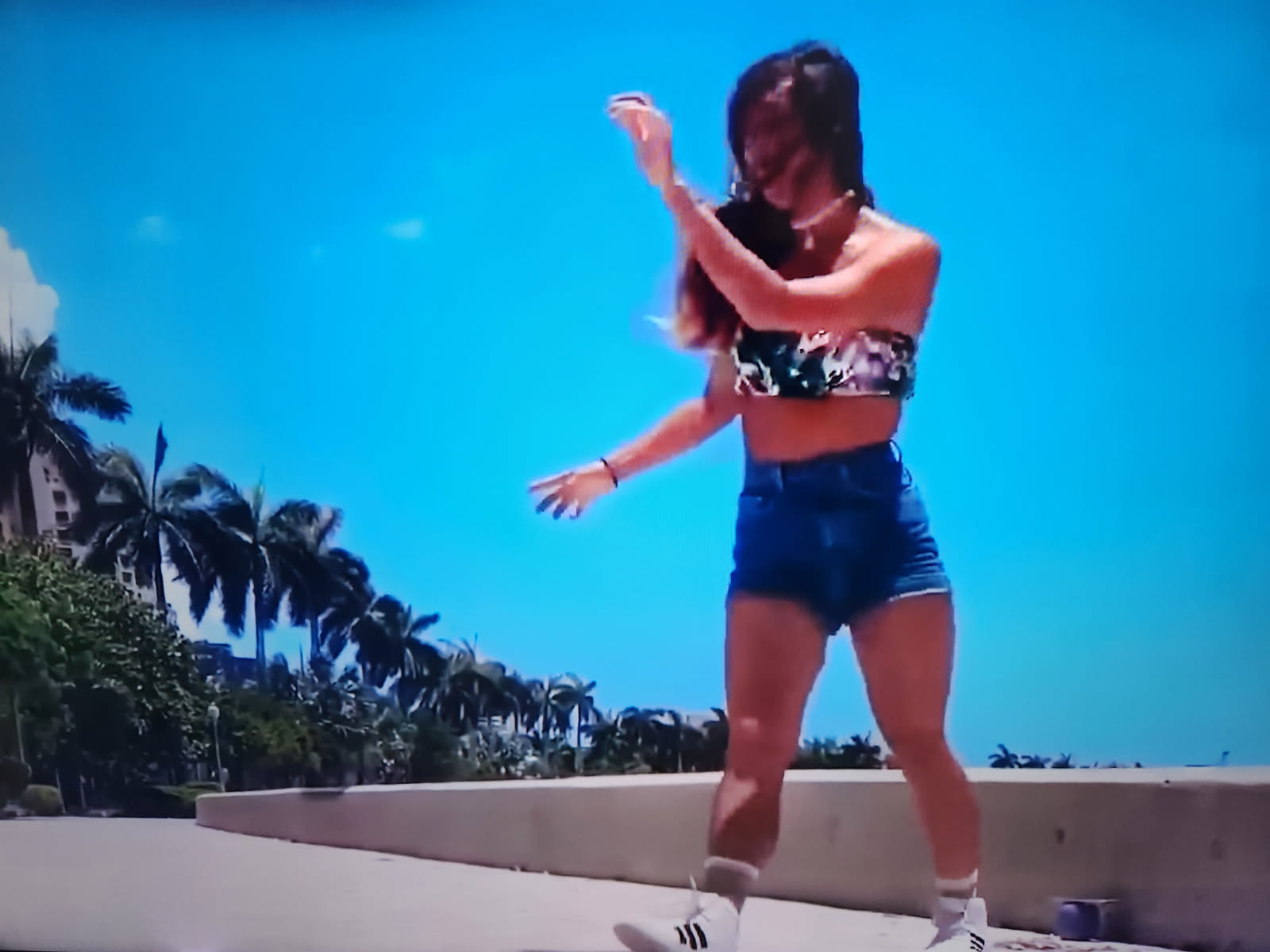 shuffle dancing to elvis